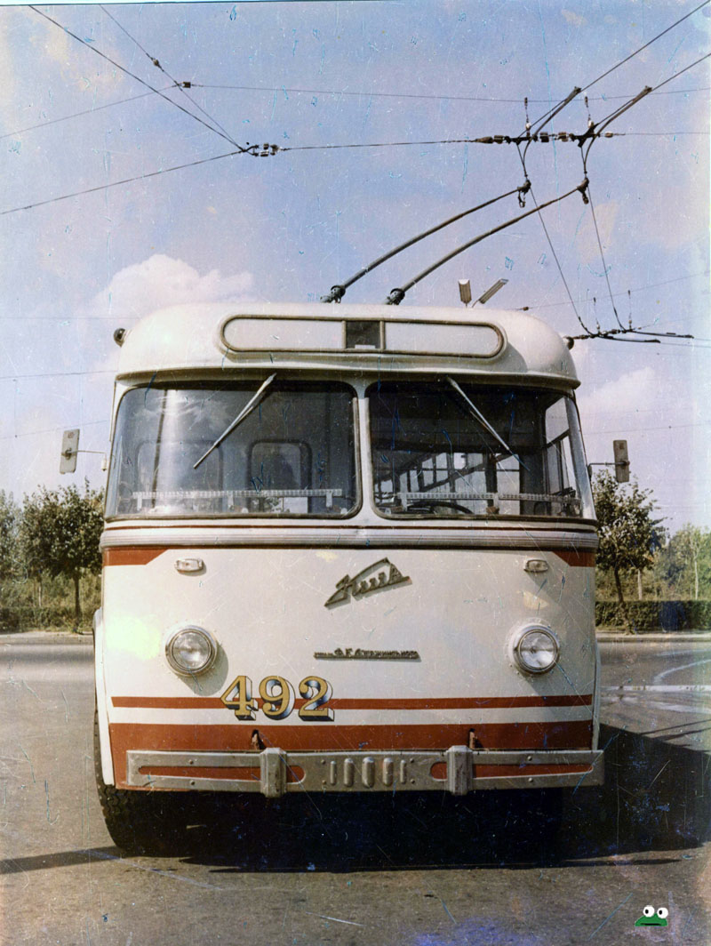 Когда появился троллейбус. Троллейбус Киев-5ла. Киев-4 (троллейбус). Троллейбус КТБ 4. Троллейбус Киев-1.