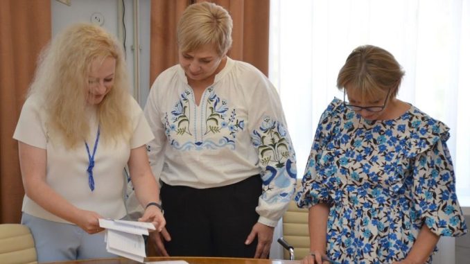 комісія з присудження премії Сухомлинського