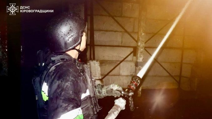 Пожежа атака дронів Олександрівка