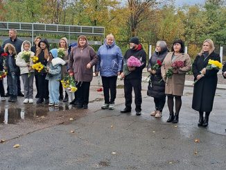 Новини Кіровоградщини, меморіальна дошка Герою