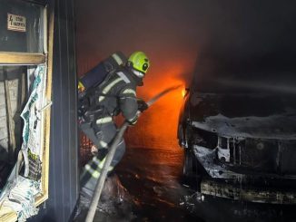 В Олександрії вночі згорів Лексус, Новини Кропивницького і Кіровоградщини